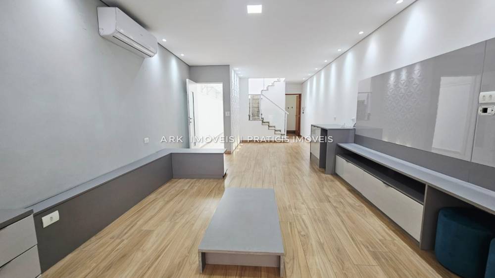 Sobrado à venda na Rua Dom Silvério PimentaVila Gumercindo - 999-sobrado-vila-gumercindo-sao-paulo-sp-182730-3.jpeg