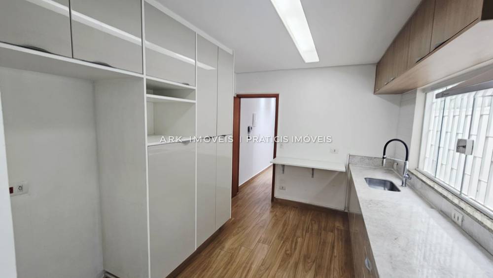 Sobrado à venda na Rua Dom Silvério PimentaVila Gumercindo - 999-sobrado-vila-gumercindo-sao-paulo-sp-182730-7.jpeg