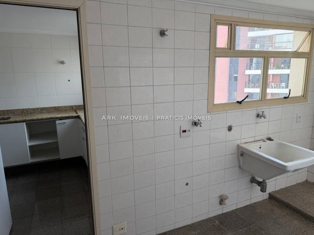 Apartamento à venda na Avenida CotoviaIndianópolis - 999-apartamento-indianopolis-sao-paulo-sp-110437-5.jpeg