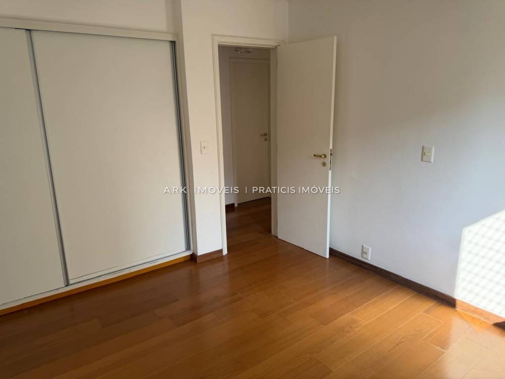 Apartamento à venda na Avenida CotoviaIndianópolis - 999-apartamento-indianopolis-sao-paulo-sp-110439-18.jpeg