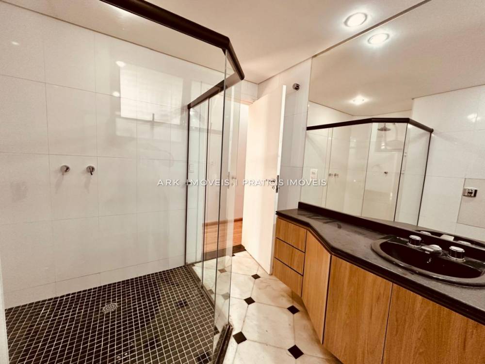 Apartamento à venda na Rua Domingos de MoraisVila Mariana - 999-apartamento-vila-mariana-sao-paulo-sp-124632-2.jpeg