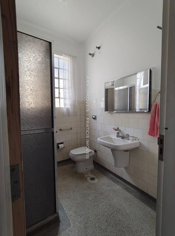 Sobrado à venda na Rua ItapariIpiranga - r999-sobrado-ipiranga-sao-paulo-sp-131601-1.jpg