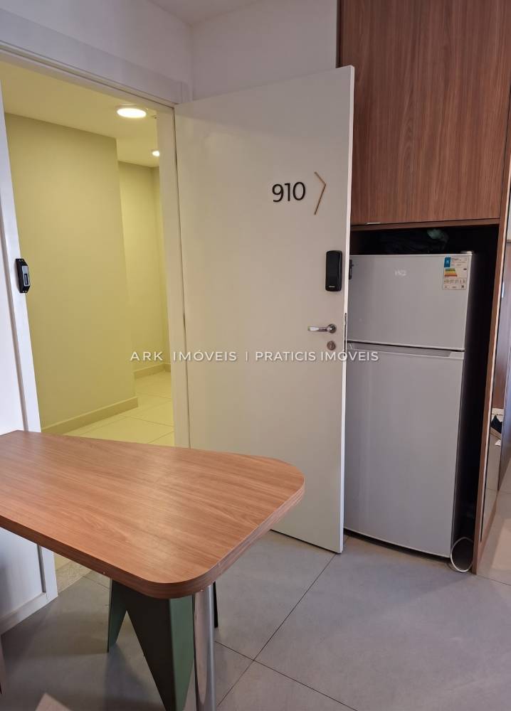 Studio venda Perdizes - Referência CM14889-173
