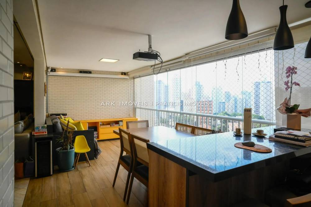 Apartamento à venda na Rua Percílio NetoVila Gumercindo - 999-apartamento-vila-gumercindo-sao-paulo-sp-121340-0.jpeg