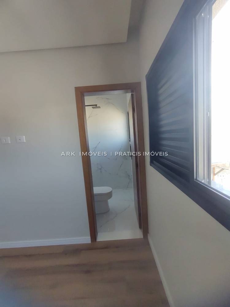 Casa em Condomínio à venda na Alameda das pitangueirascountry club - 999-casa-em-condominio-country-club-aruja-sp-143447-19.jpg