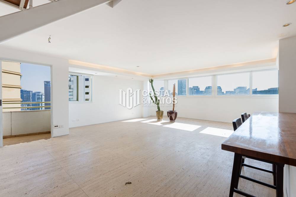 Cobertura Triplex aluguel Vila Nova Conceição - Referência CM16386-221