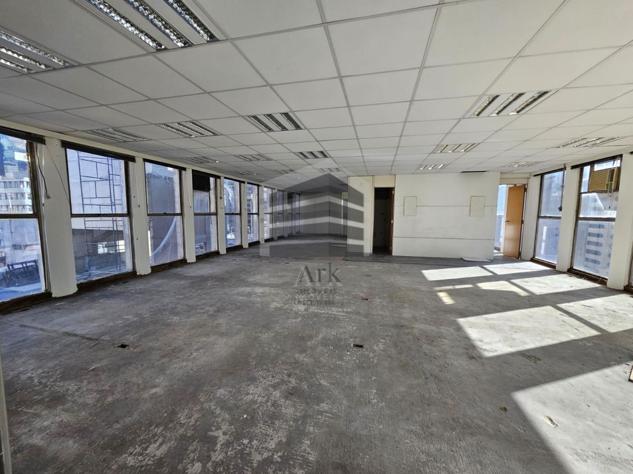 Sala Comercial Código 