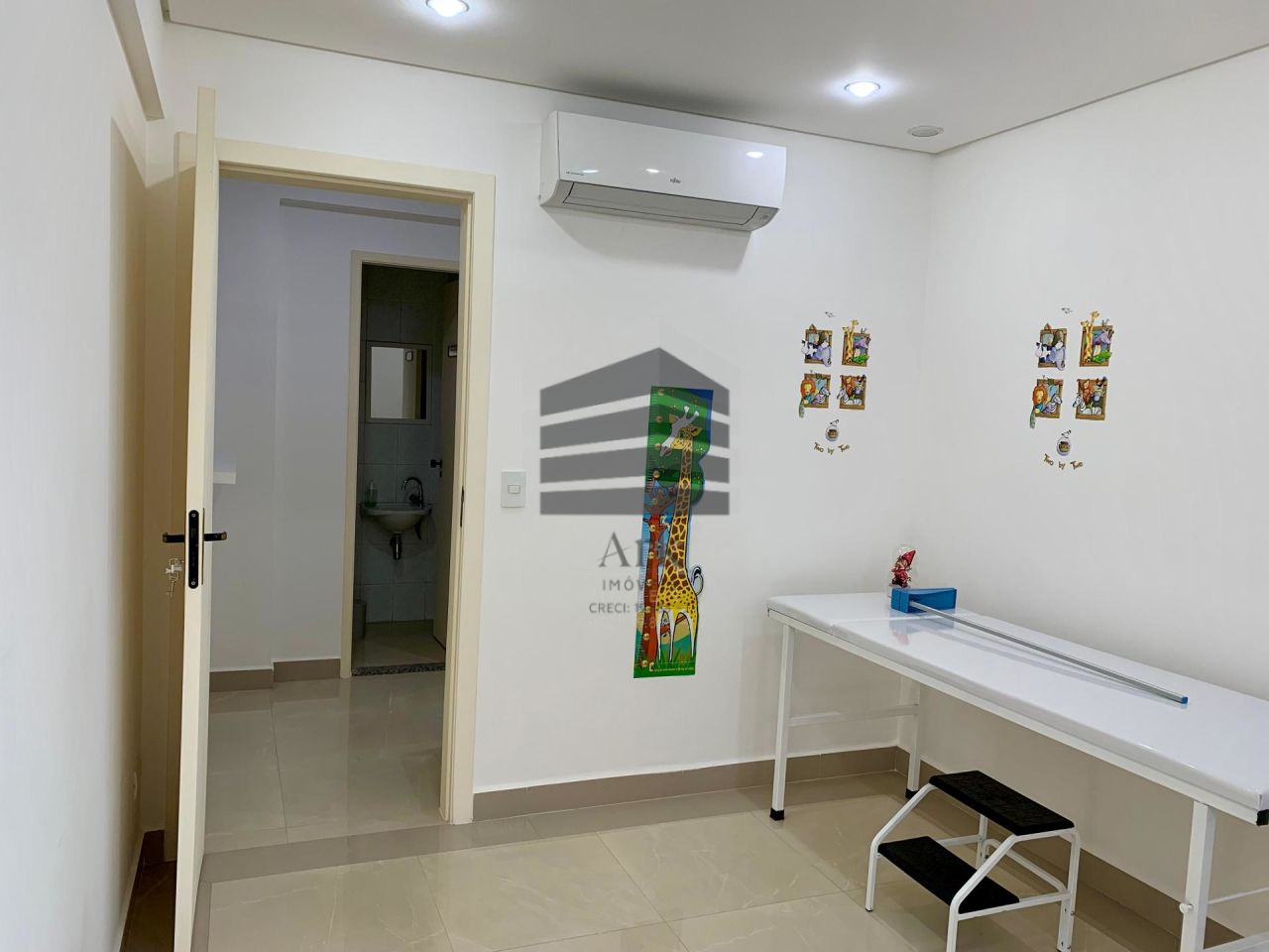 Sala Comercial à venda na Rua Doutor Tirso MartinsVila Mariana - CM17229026.jpg