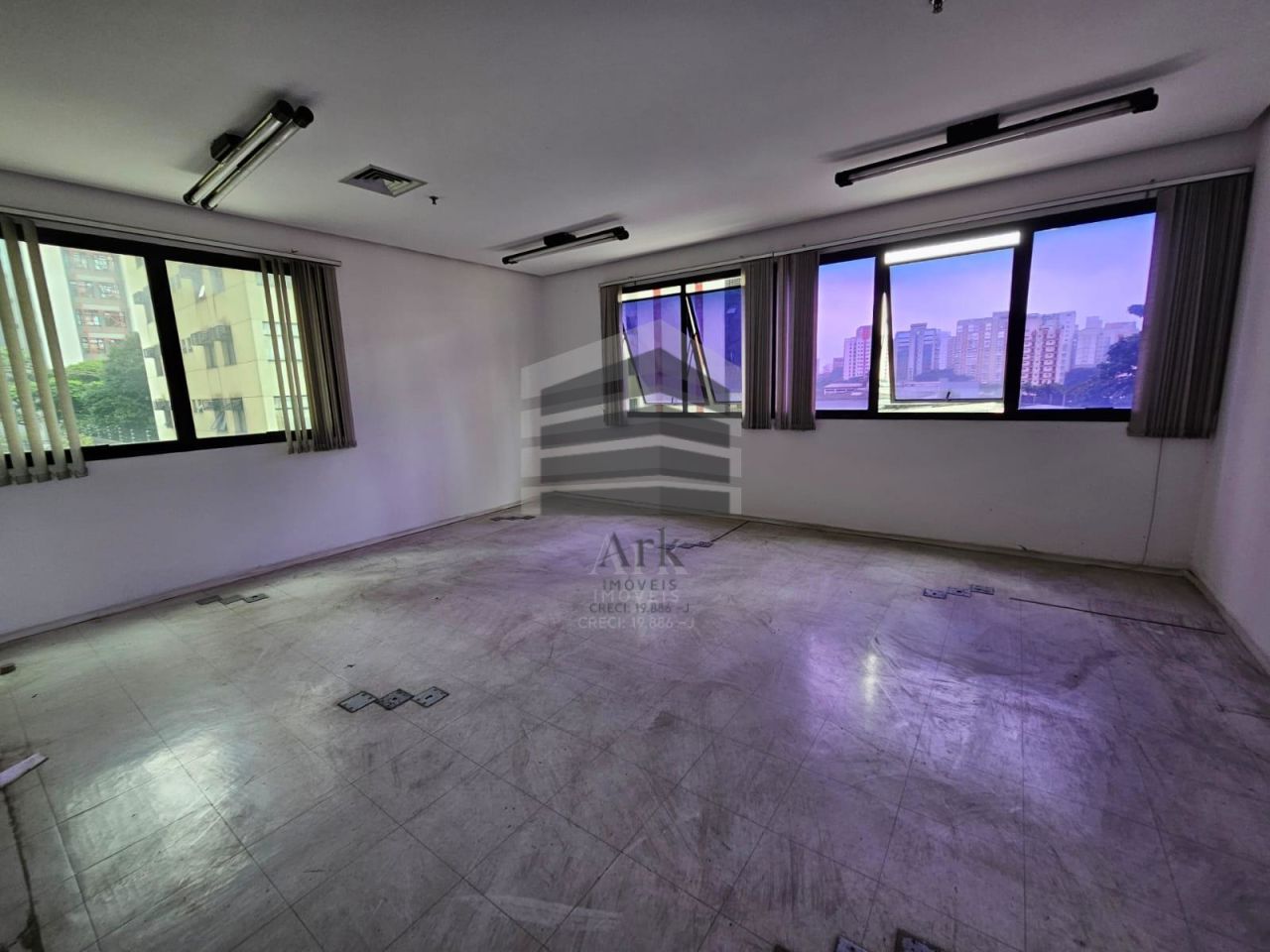 Sala Comercial aluguel Vila Clementino - Referência CM14365-a