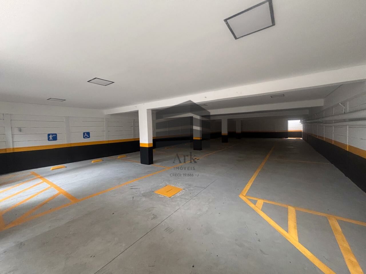 Comercial à venda na Gonçalo PedrosaVila Monumento - d8c2fb062e05917846a492c3ed8e4d25.jpg