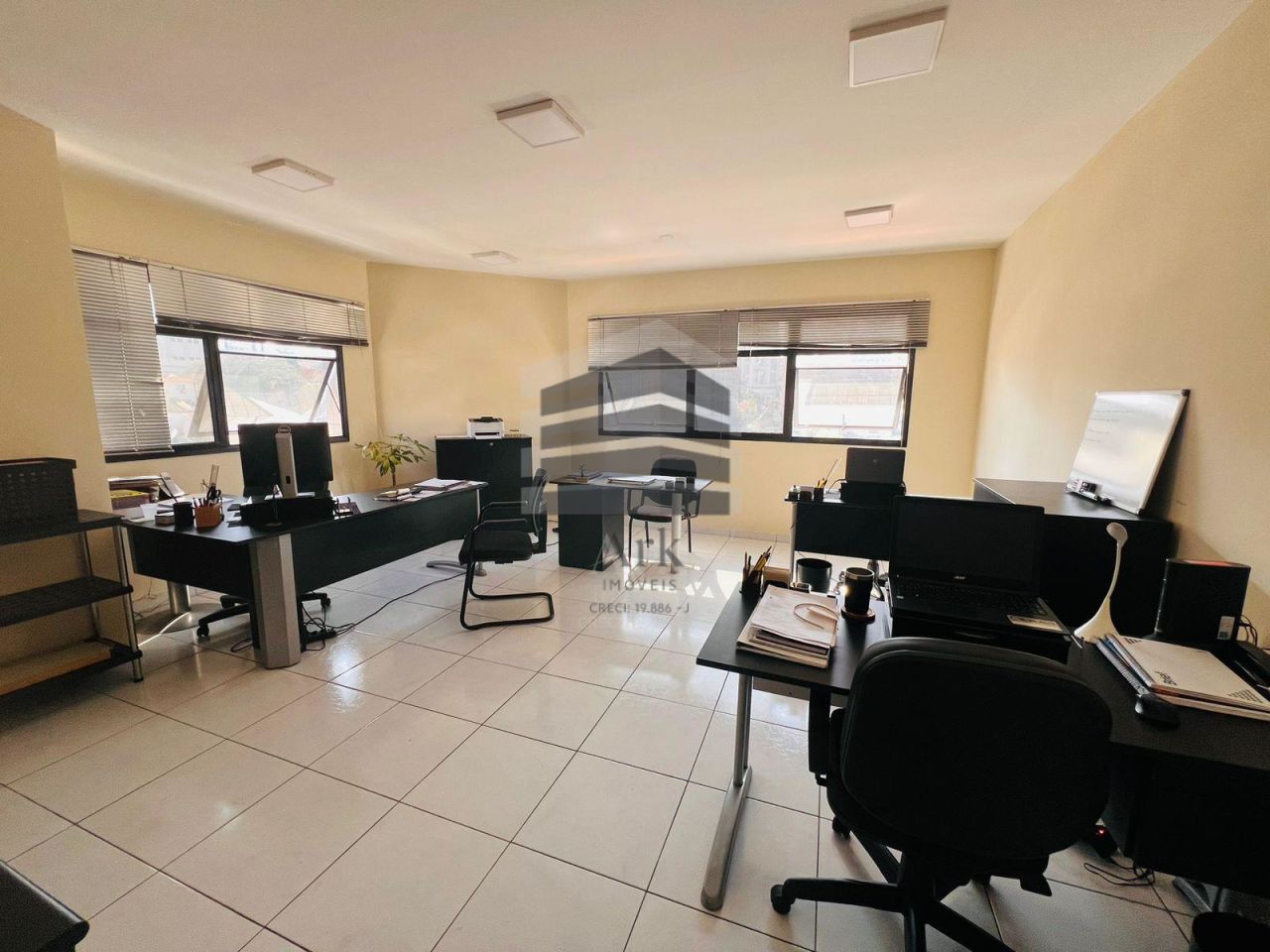 Sala Comercial venda Bosque da Saúde - Referência CM6117-v