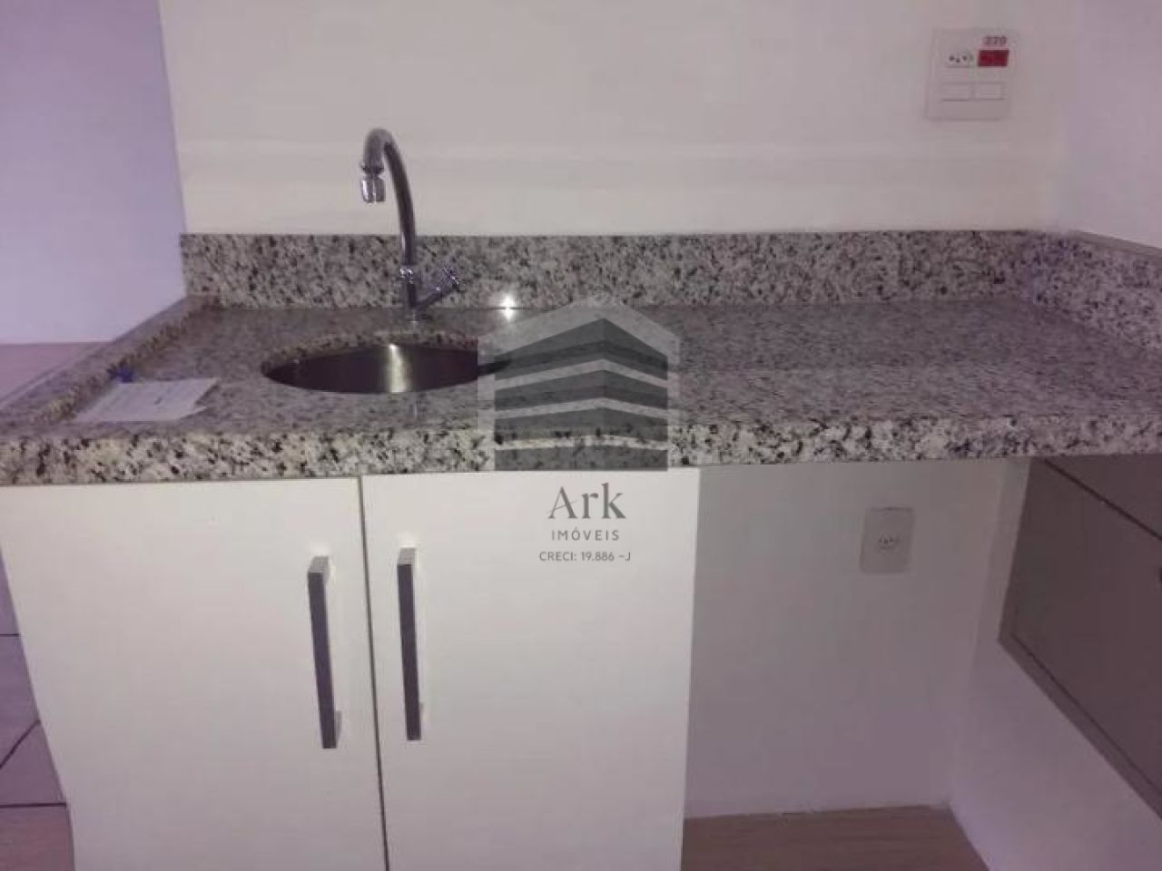 Sala Comercial para alugar na JabaquaraMirandópolis - CM17031021.jpg