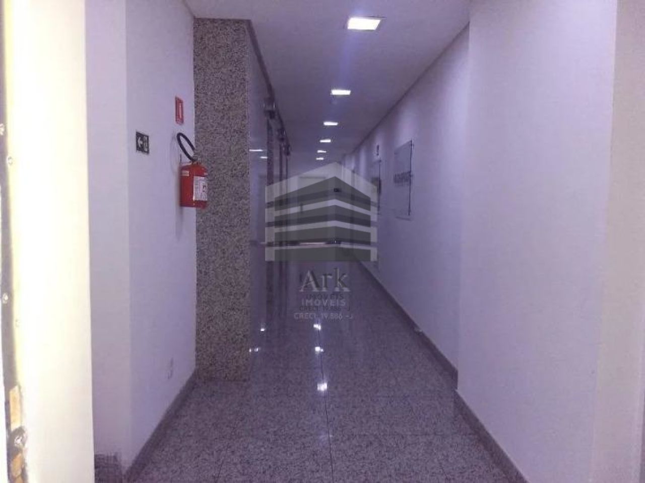 Sala Comercial para alugar na JabaquaraMirandópolis - CM17031022.jpg