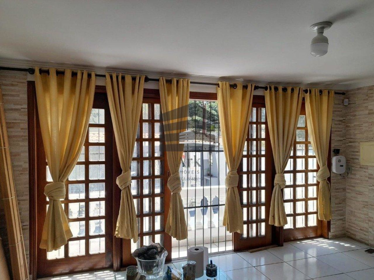Casa à venda na Rua Mansur YasbekVila Mariana - CM618002.jpg