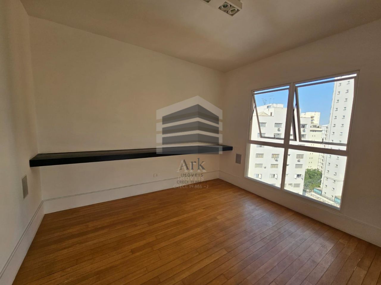 Apartamento para alugar na Rua Mário AmaralParaíso - CM15483005.jpg
