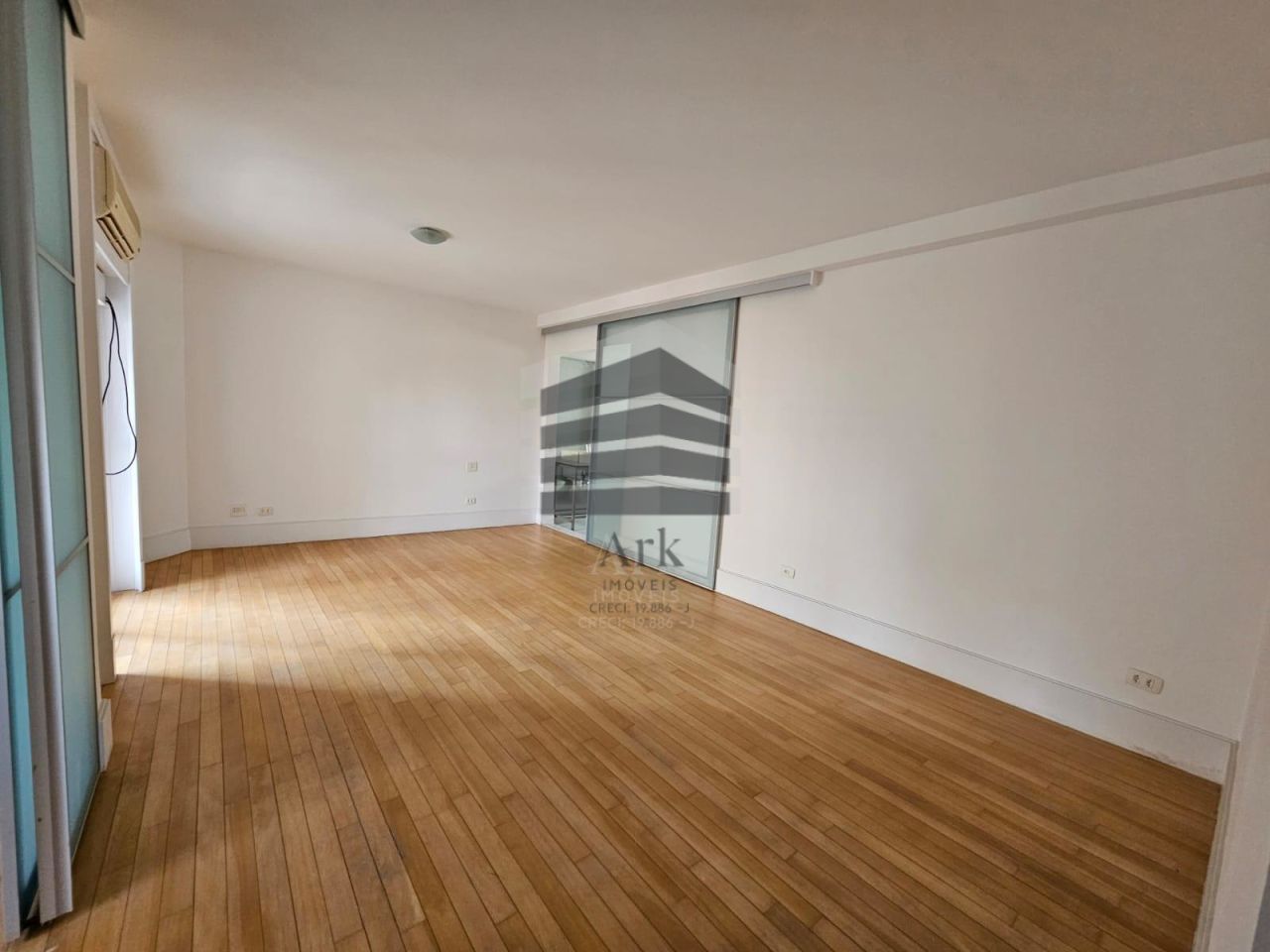 Apartamento para alugar na Rua Mário AmaralParaíso - CM15483015.jpg