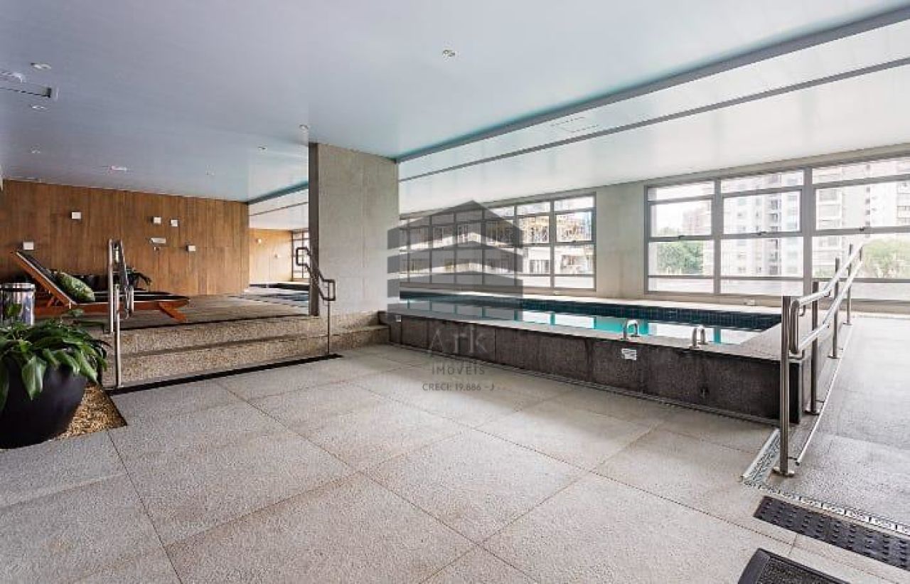 Apartamento à venda na Av. CotoviaMoema - CM15533018.jpg