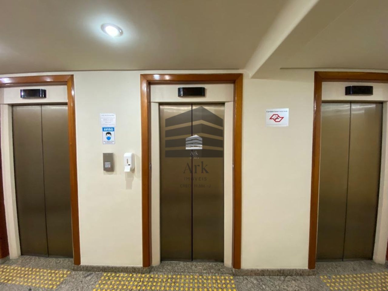 Sala Comercial à venda na Rua VergueiroVila Mariana - CM13960014.jpg