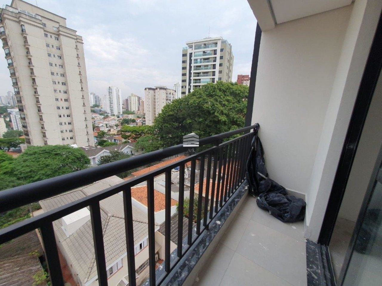 Studio à venda na Rua Jorge TibiriçáVila Mariana - CM555003.jpg