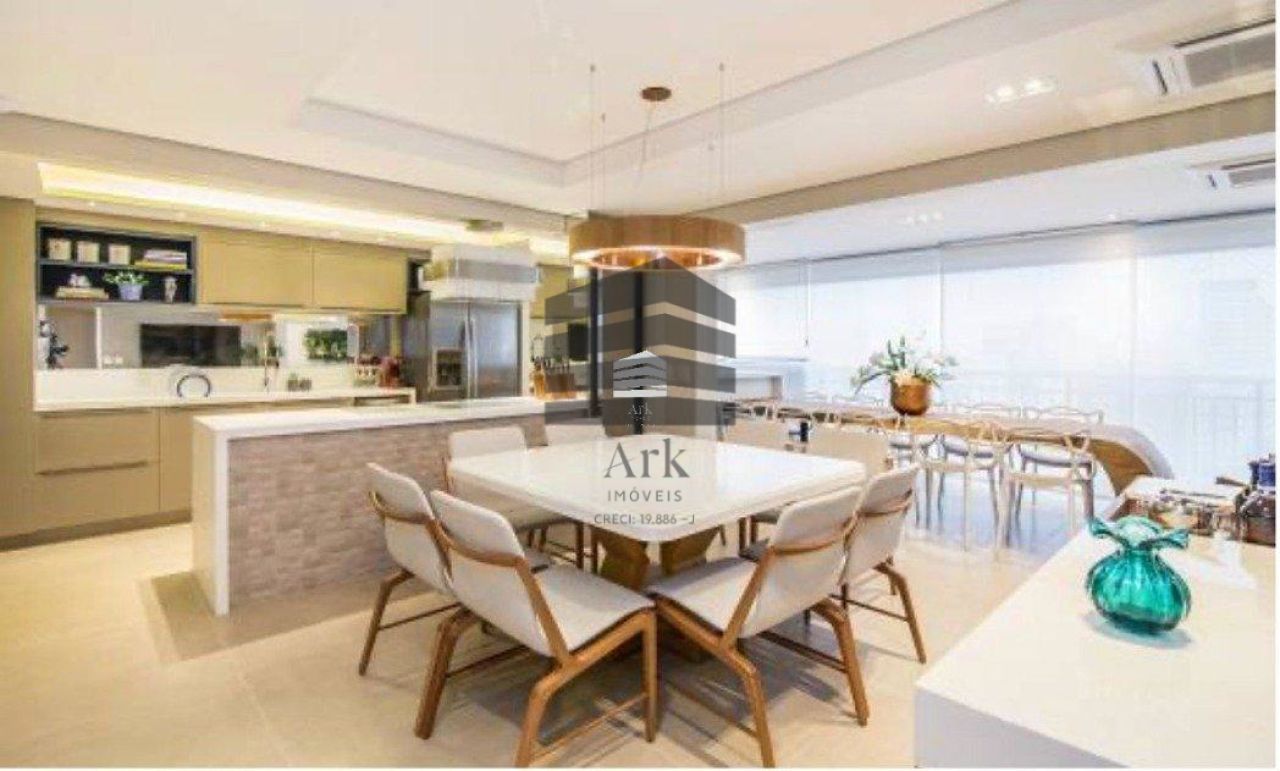 150m² ( 3 suíte) localização excelente fácil acesso aos principais pontos. em Vila Mariana