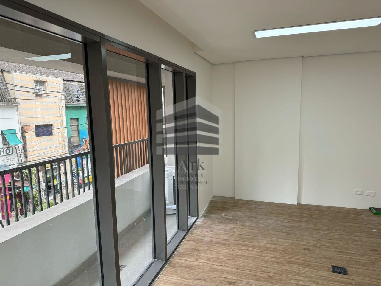 Sala Comercial para alugar na Rua Desembargador Eliseu GuilhermeParaíso - CM16981018.jpg