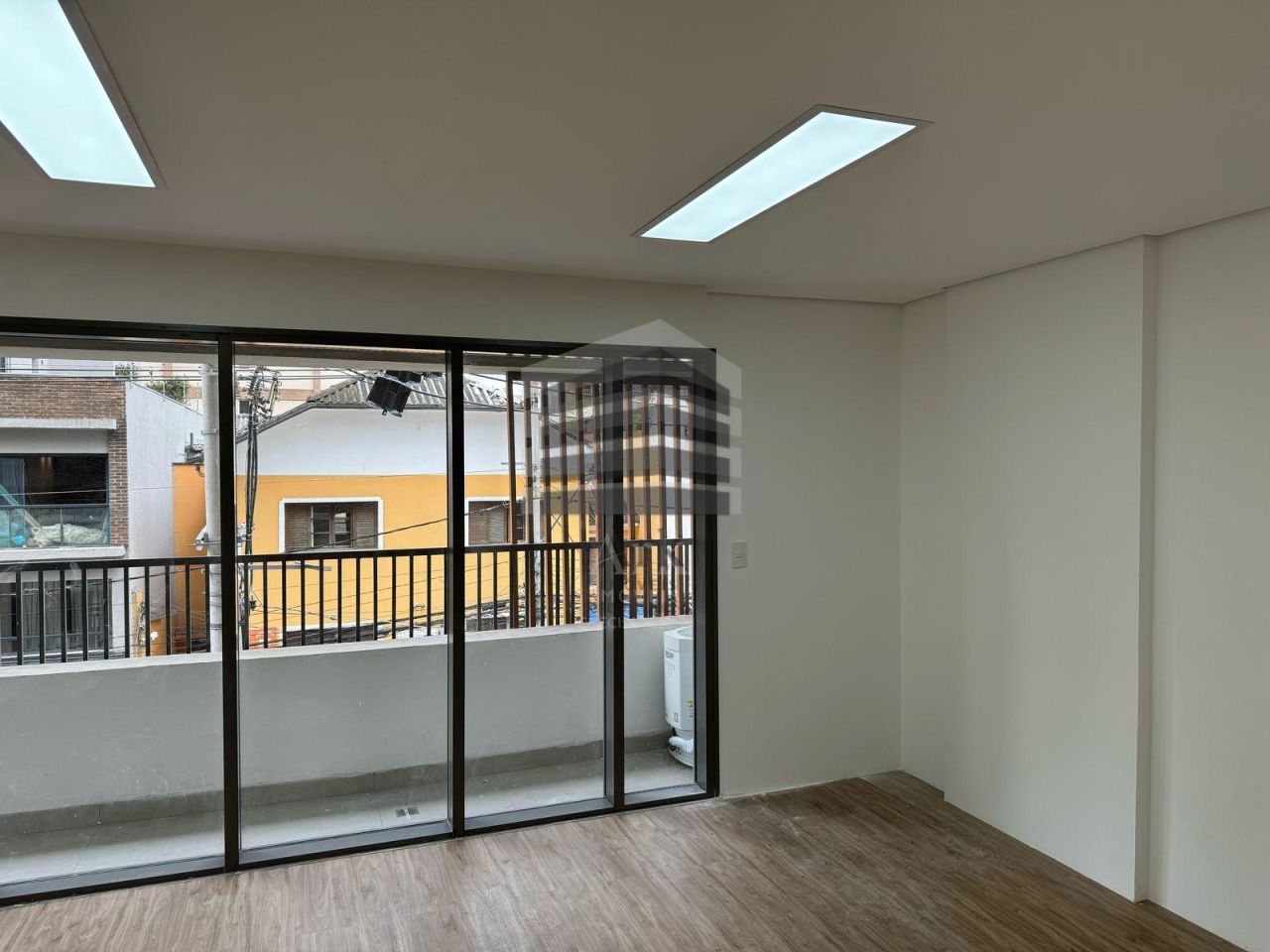 Sala Comercial para alugar na Rua Desembargador Eliseu GuilhermeParaíso - CM16981019.jpg