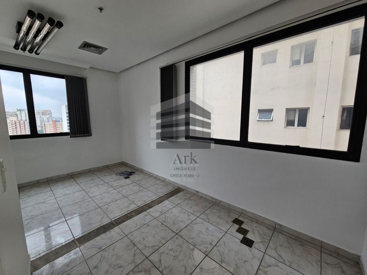 Sala Comercial à venda na Rua Tenente Gomes RibeiroVila Clementino - CM14157002.jpg