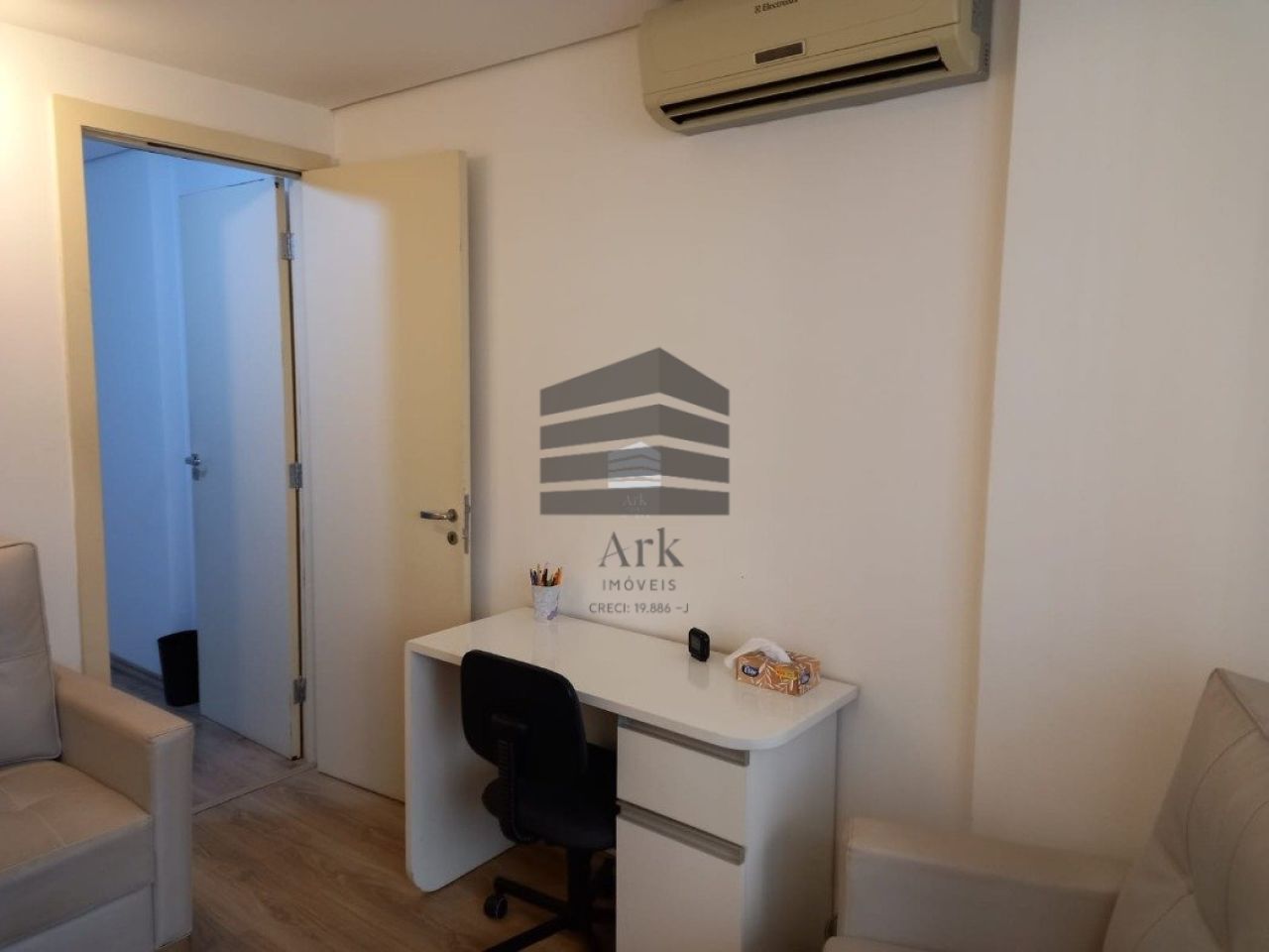 Sala Comercial à venda na Rua VergueiroVila Mariana - CM13102018.jpg