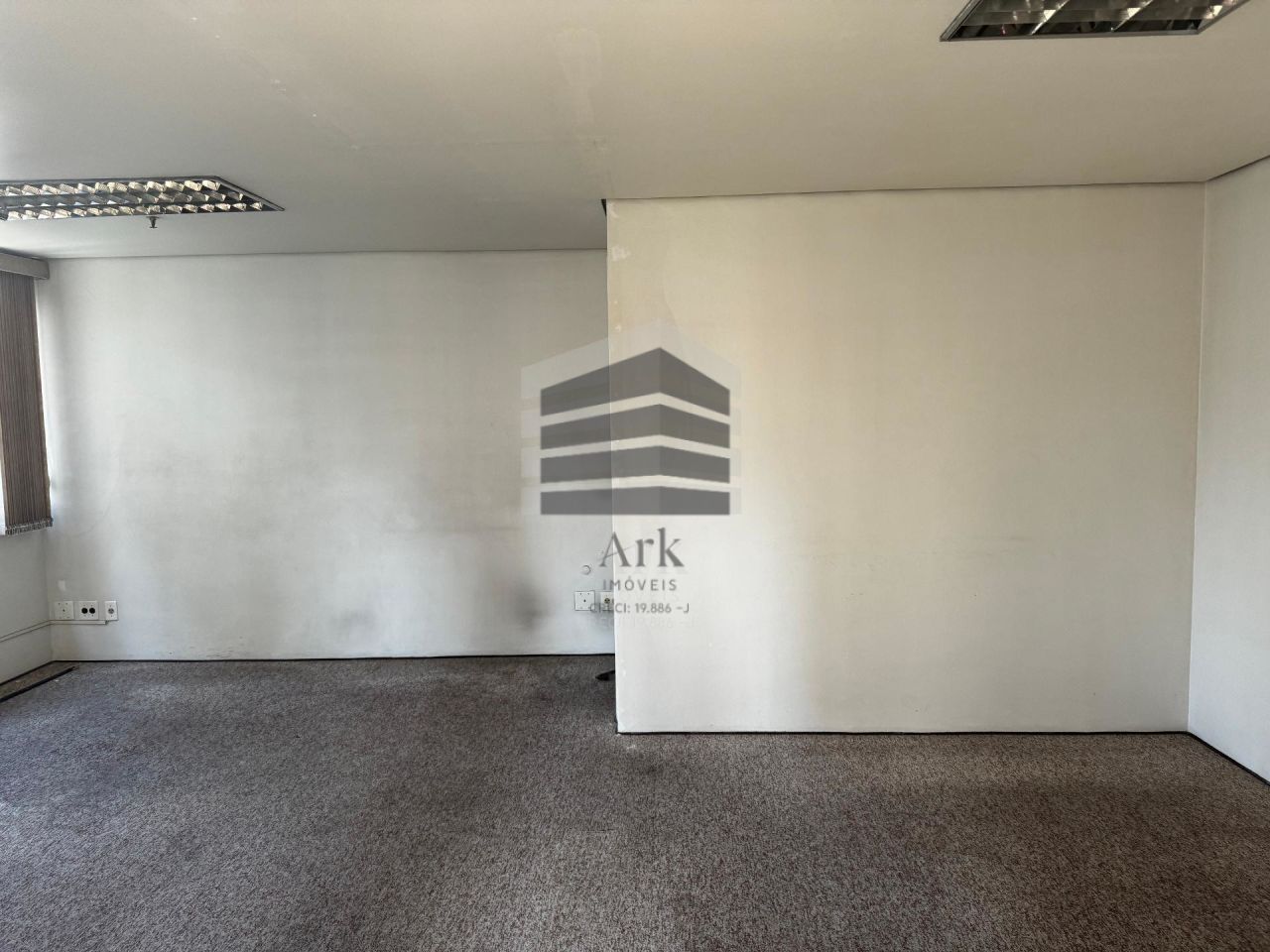 Sala Comercial à venda na Rua VergueiroVila Mariana - CM15821003.jpg